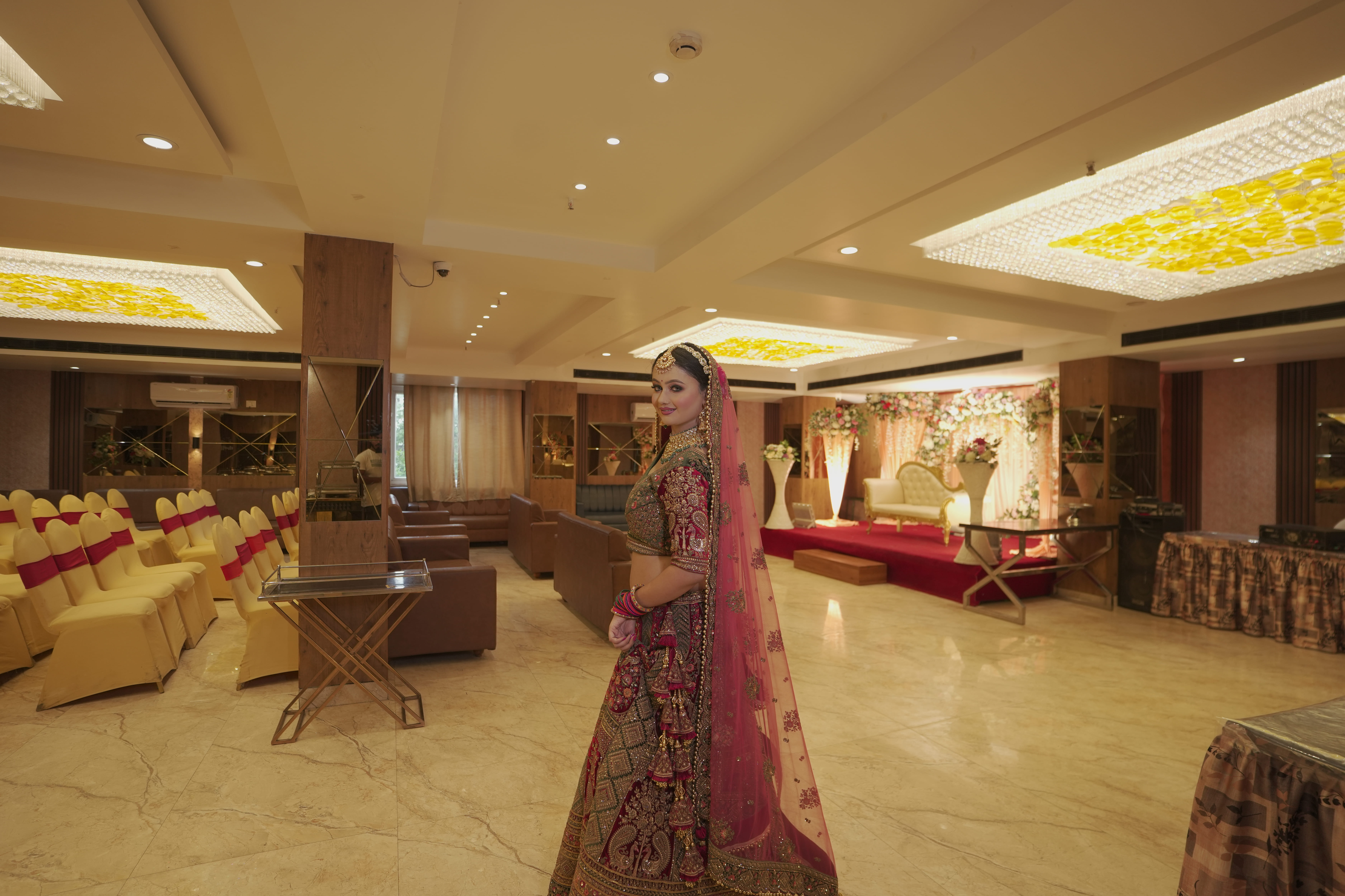 L'Elegant Hotel Pradeep Star Inn